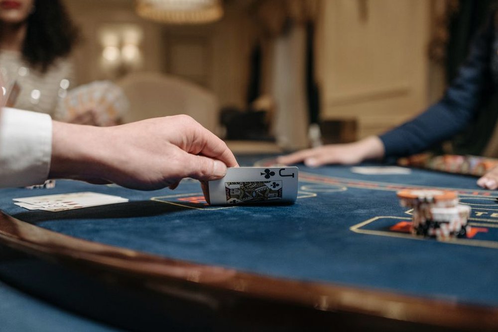 game dealer MB66